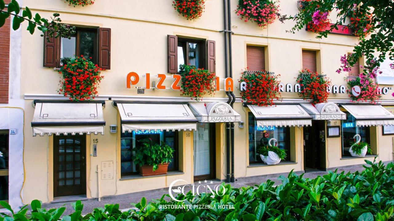 Hotel Ristorante Cigno Latisana Eksteriør bilde